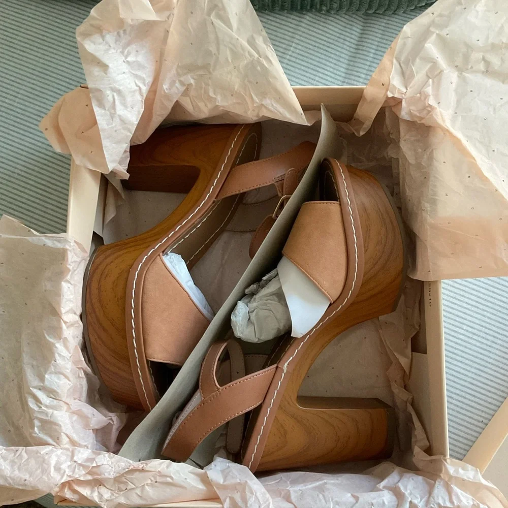 BCBGENERATION Sandal - Picture 5 of 13